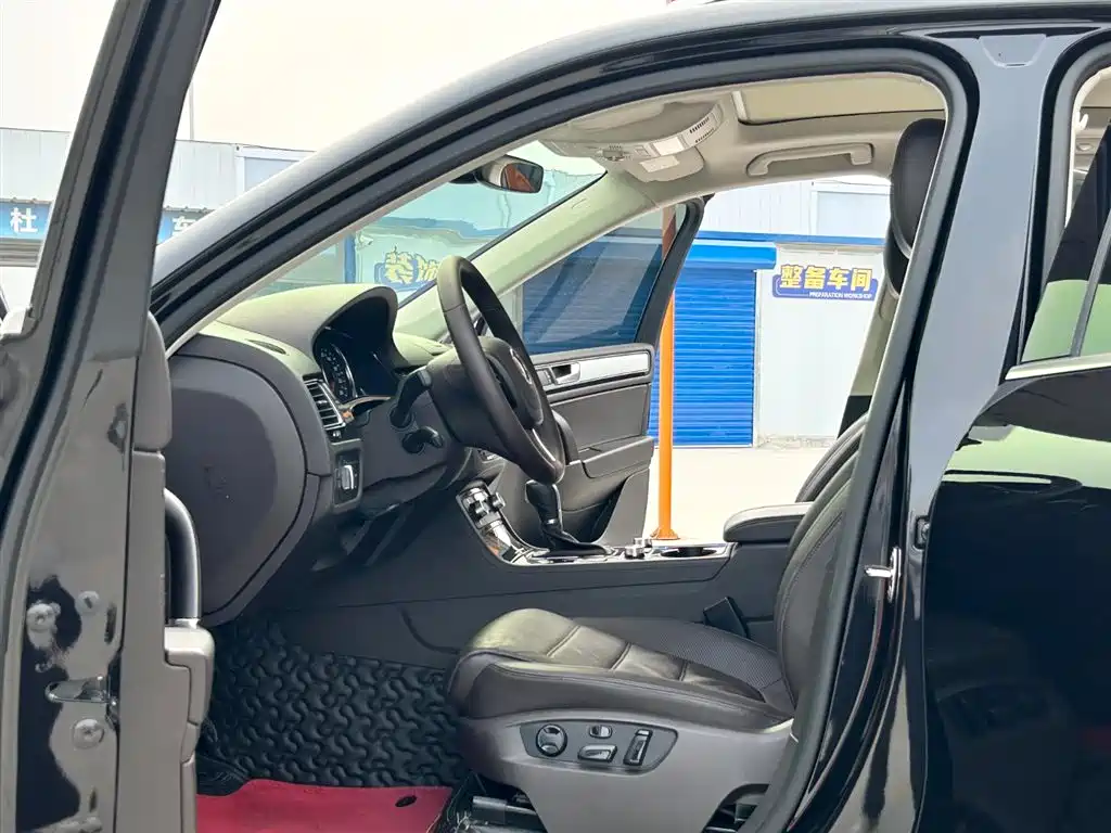 Touareg 2017 3.0TSI Extended Edition купить на сайте DeffCars