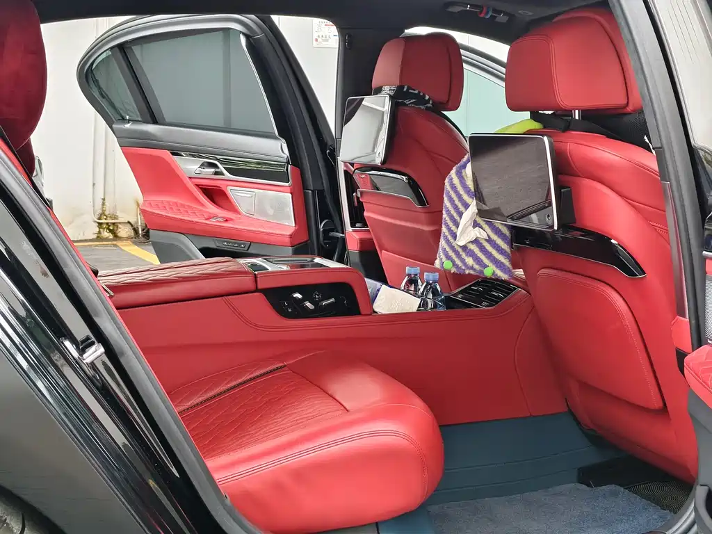 BMW 7 Series 2021 740Li xDrive Executive M Sports Package купить на сайте DeffCars