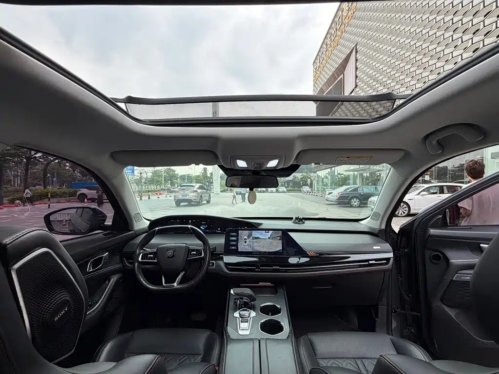 Changan UNI-K 2021 2.0T premium model купить на сайте DeffCars