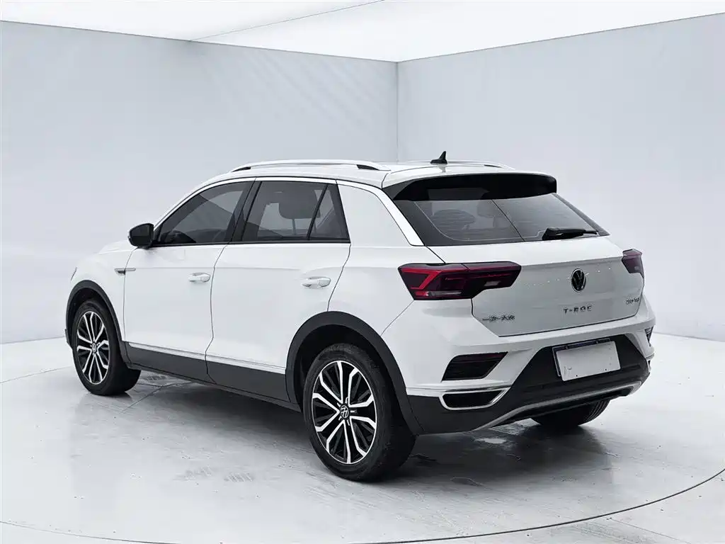 T-ROC 2021 model 280TSI DSG two-wheel drive Comfort Smart Connected Edition купить на сайте DeffCars