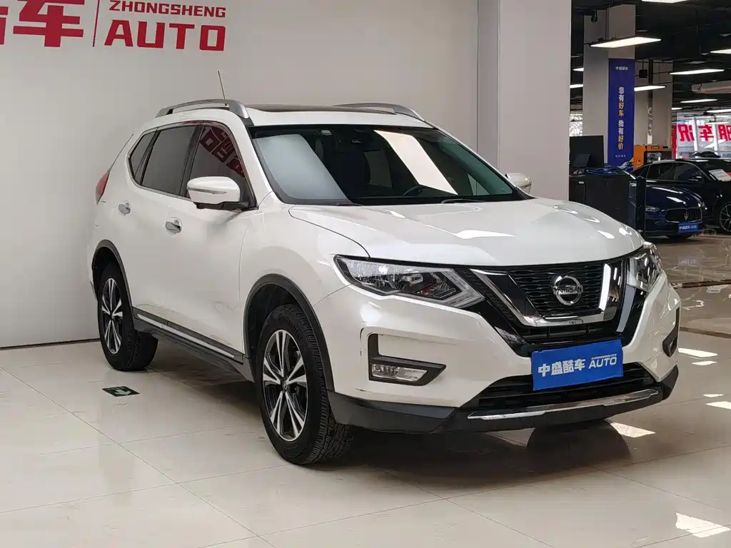 X-Trail 2017 2.5L CVT Deluxe Edition 4WD купить на сайте DeffCars
