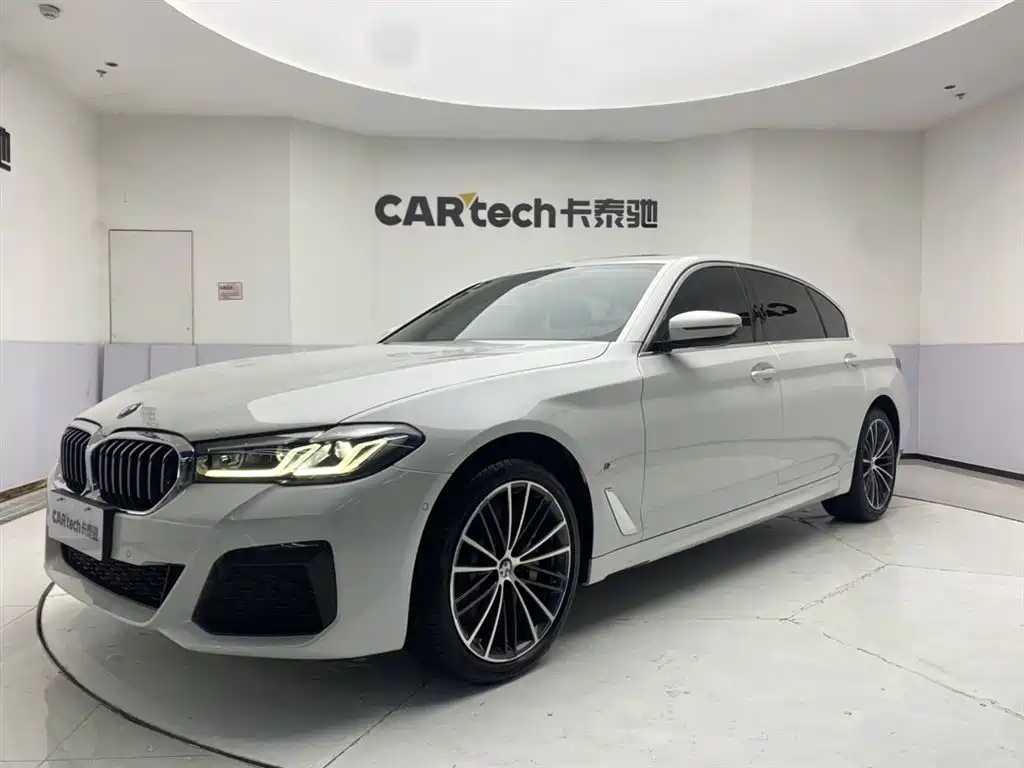 BMW 5 Series 2021 530Li Leading M Sports Package купить на сайте DeffCars