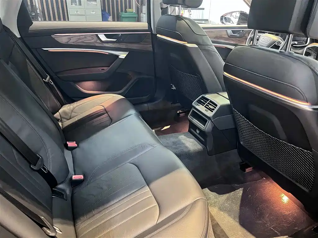 Audi A6L 2019 40 TFSI luxury and elegant model купить на сайте DeffCars