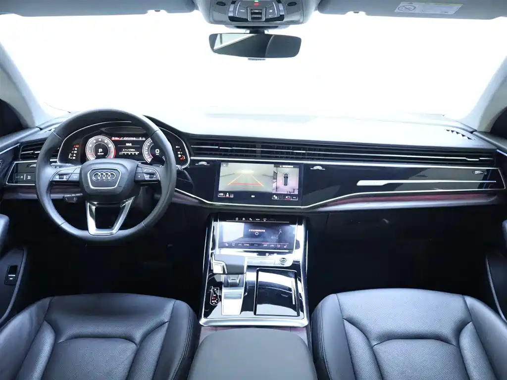 Audi Q8 2022 55 TFSI luxury and dynamic model купить на сайте DeffCars