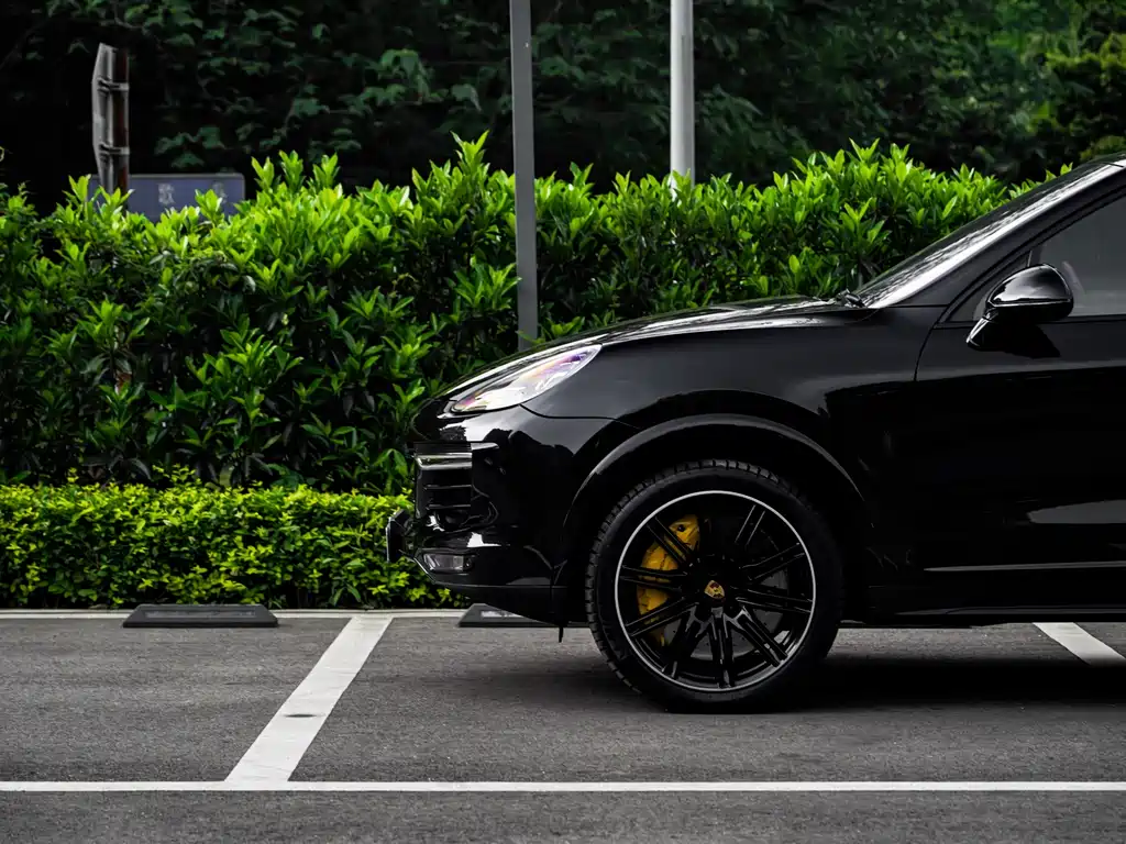 Cayenne 2016 Cayenne Turbo S 4.8T купить на сайте DeffCars