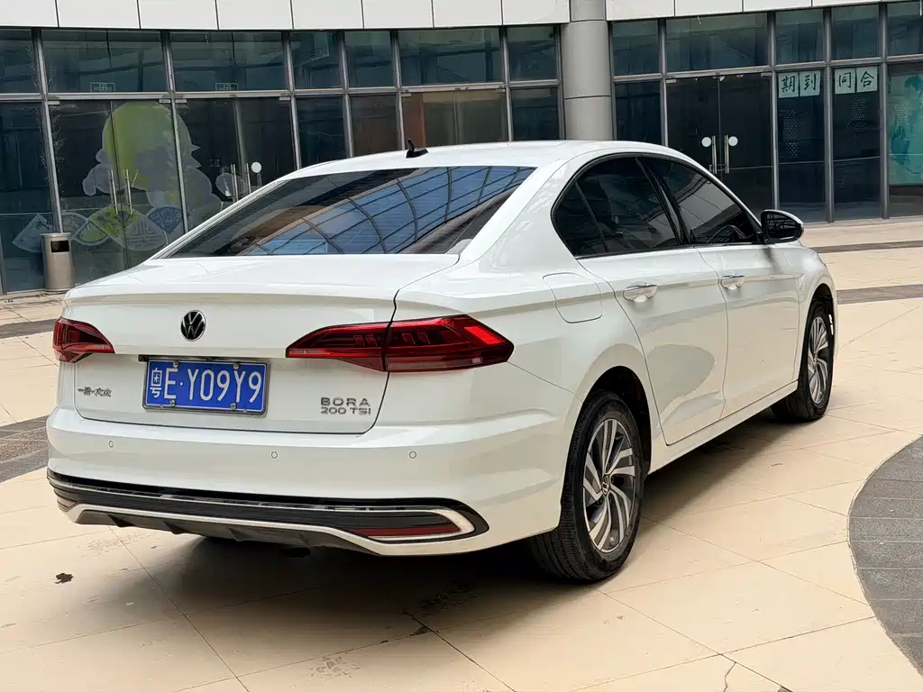 Bora 2023 200TSI DSG Yuexing Edition купить на сайте DeffCars