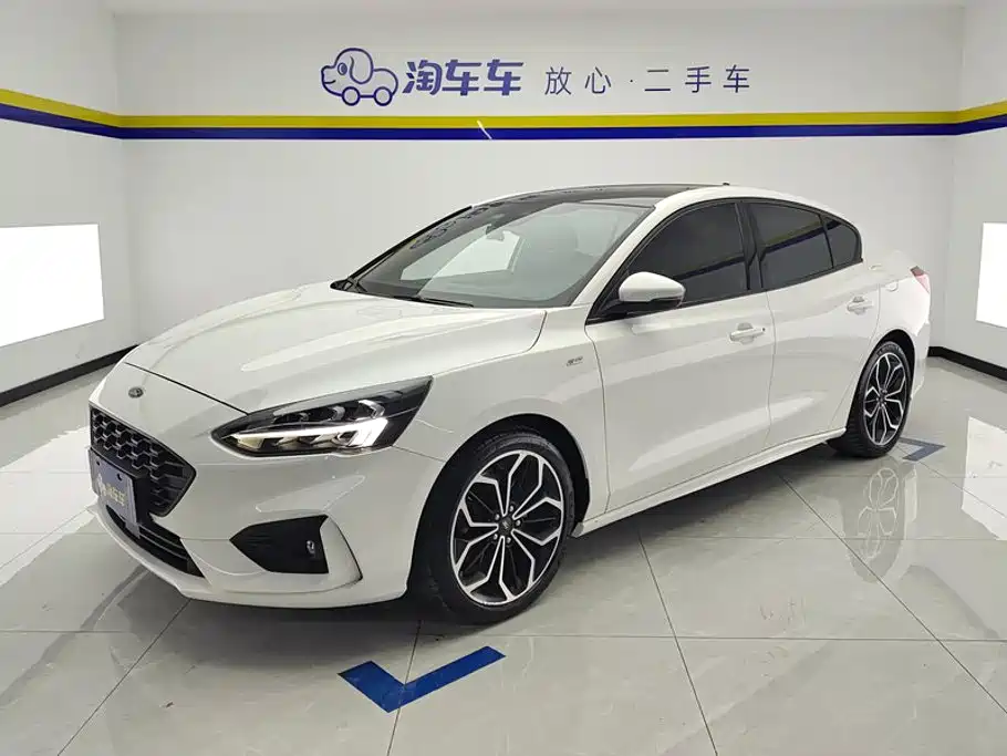 Focus 2021 Sedan EcoBoost 180 Automatic ST Line купить на сайте DeffCars
