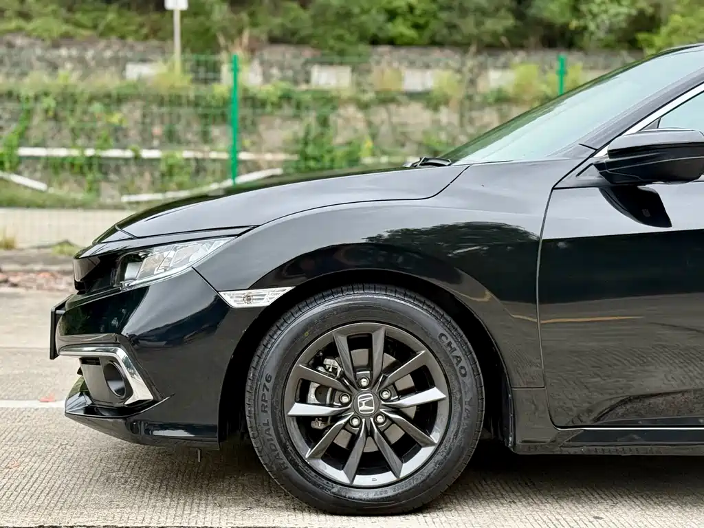 Civic 2019 220TURBO CVT Dynamic Edition National V купить на сайте DeffCars
