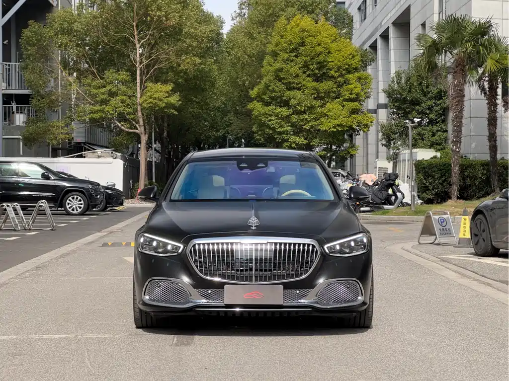 Maybach S-Class 2023 S 680 4MATIC купить на сайте DeffCars