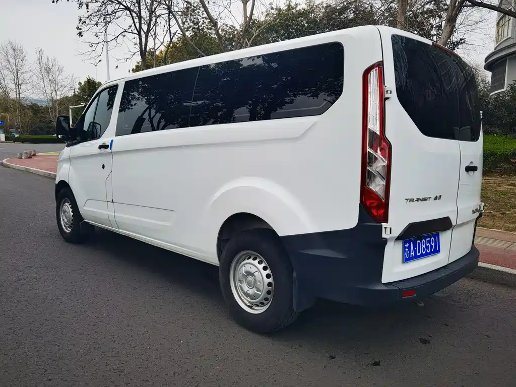Transit 2020 2.0T diesel multi-functional commercial vehicle, central axle, low roof, double-opening tailgate, National VI купить на сайте DeffCars
