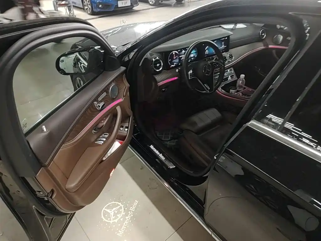 Mercedes-Benz E-Class New Energy 2022 Model 2 E 350 e L plug-in hybrid sedan купить на сайте DeffCars