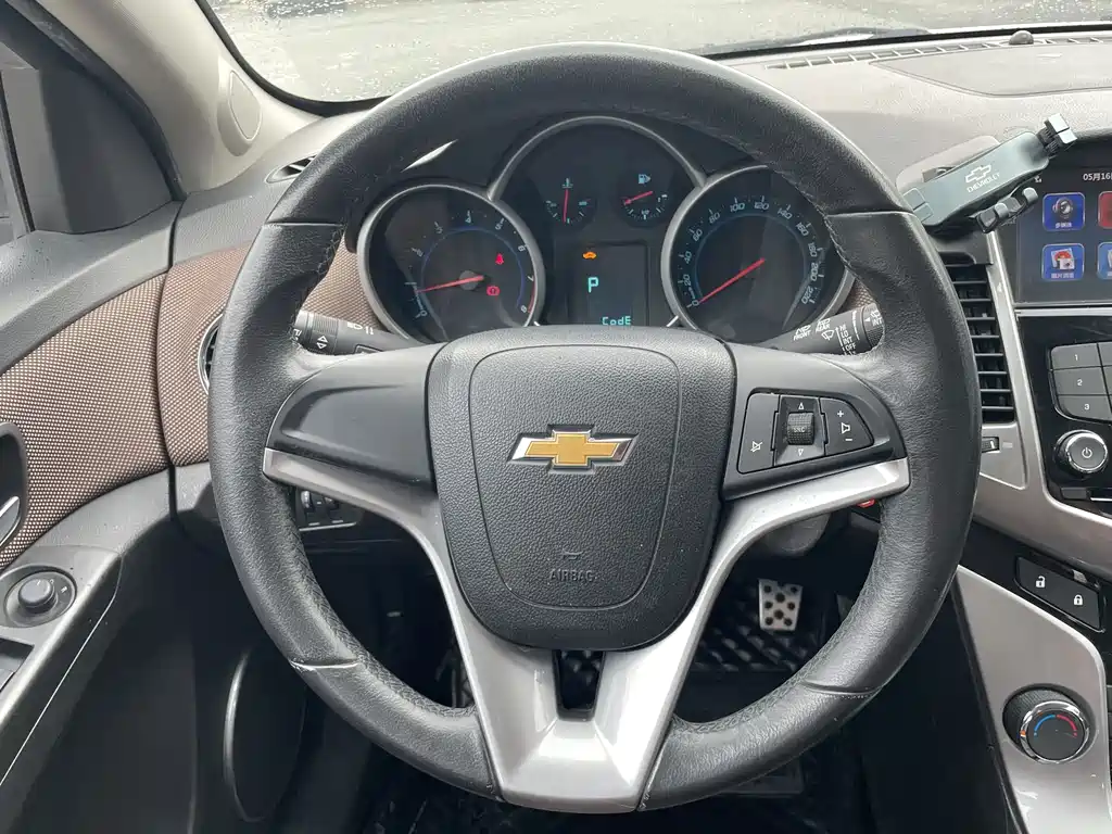 Cruze 2013 hatchback 1.6L automatic luxury model купить на сайте DeffCars