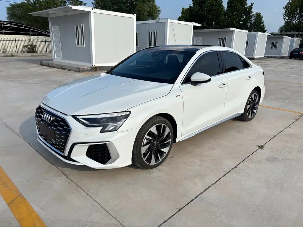 Audi A3 2023 A3L Limousine 35 TFSI Fashion Sporty купить на сайте DeffCars