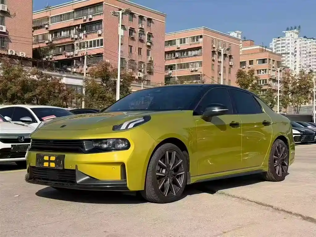 Lynk & Co 03 2022 03+ 2.0TD Automatic Final Edition купить на сайте DeffCars