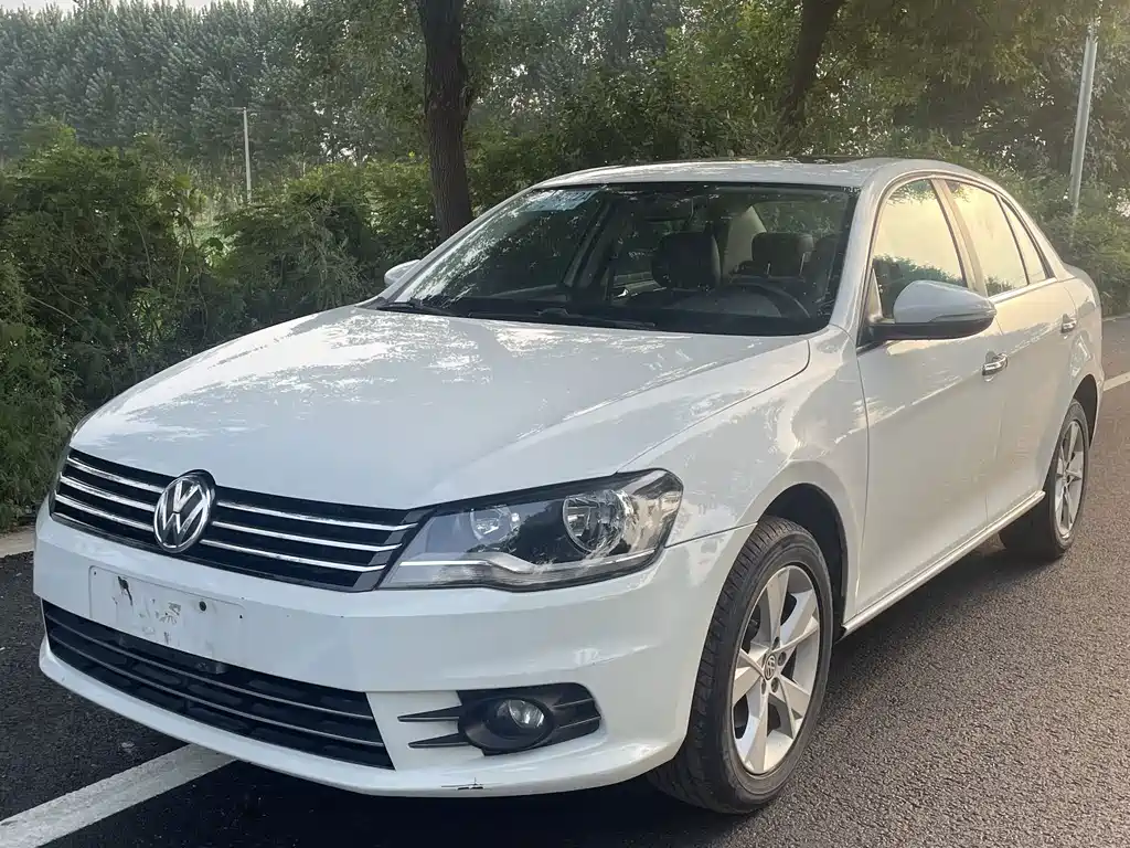 Bora 2014 1.6L automatic comfort type купить на сайте DeffCars