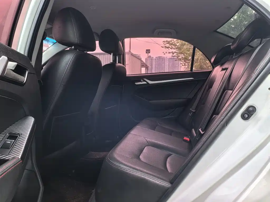 Vision 2016 1.5L Automatic Happiness Edition купить на сайте DeffCars
