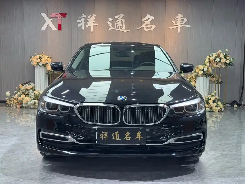 BMW 5 Series 2020 525Li Luxury Package купить на сайте DeffCars