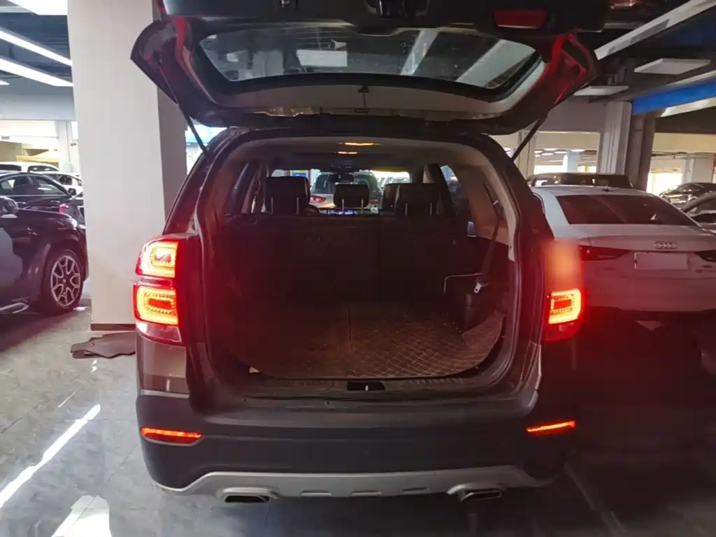 Captiva 2015 2.4L four-wheel drive flagship version 7 seats купить на сайте DeffCars