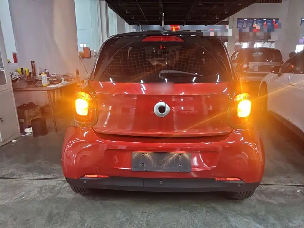 smart forfour 2018 0.9T 66kW Pioneer Edition купить на сайте DeffCars