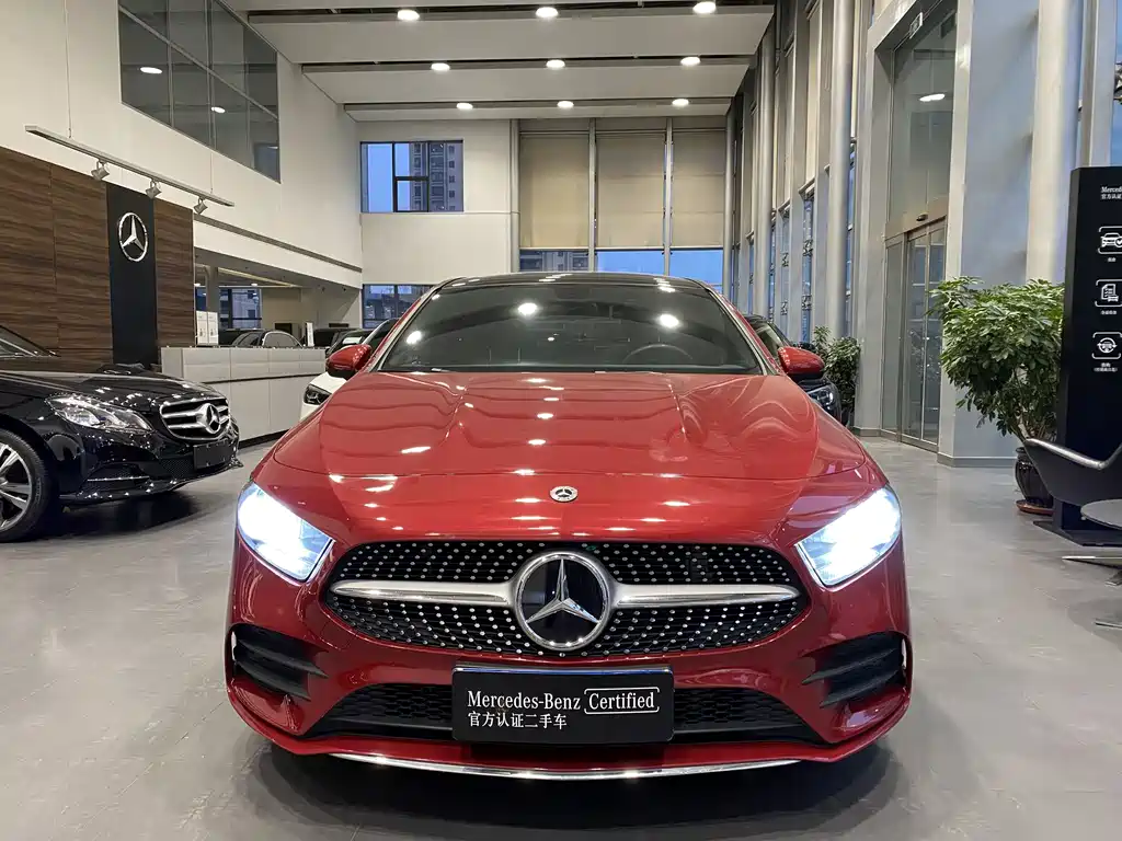 Mercedes-Benz A-Class 2022 A 180 L купить на сайте DeffCars