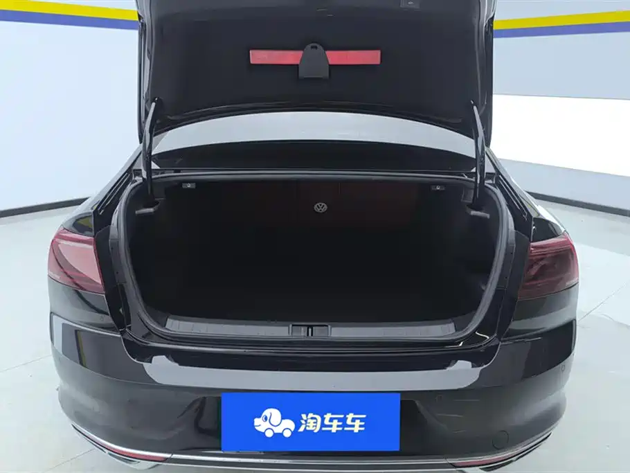 Magotan 2023 2 million commemorative edition 330TSI DSG luxury model купить на сайте DeffCars