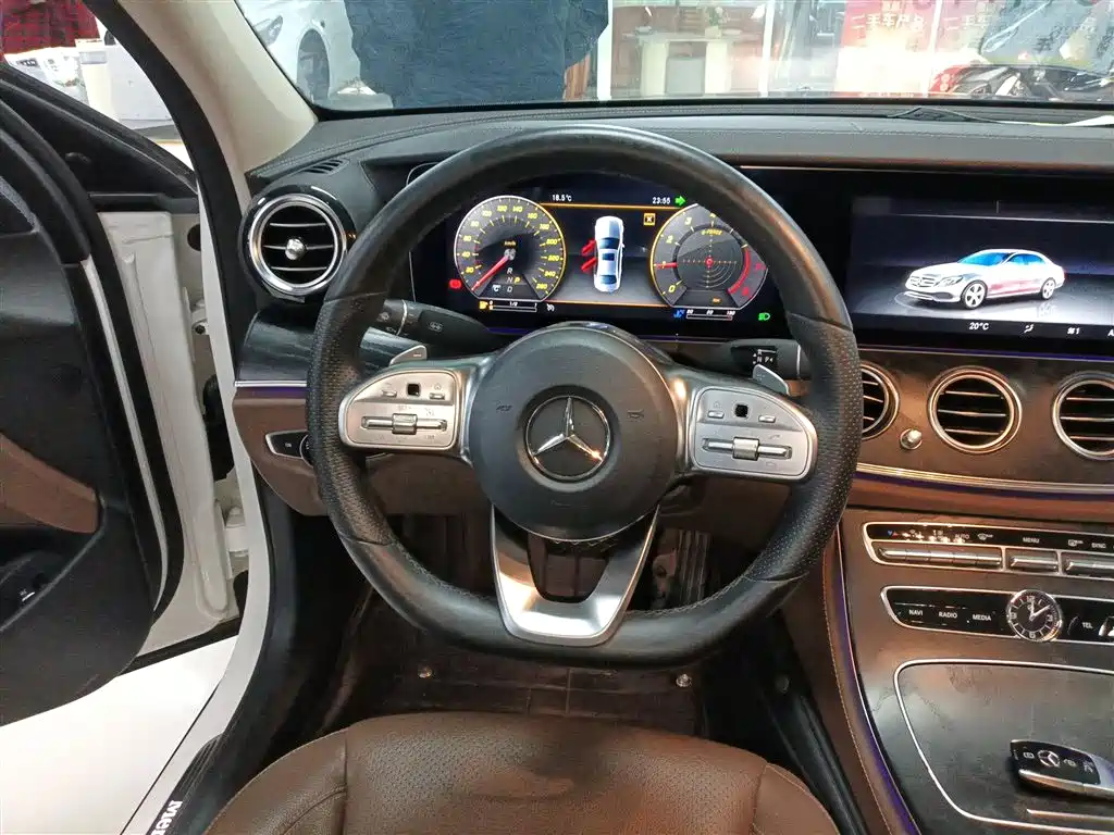 Mercedes-Benz E-Class 2019 E 300 L Sporty and Stylish купить на сайте DeffCars