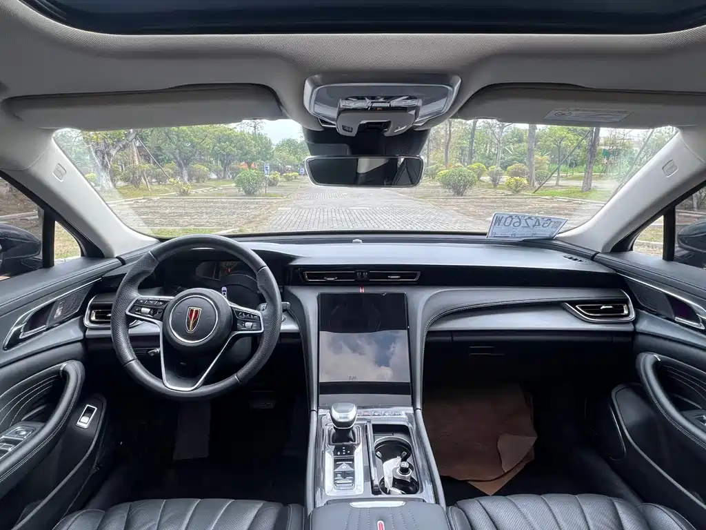 Hongqi H5 2023 2.0T Automatic Zhilianqichang Edition купить на сайте DeffCars