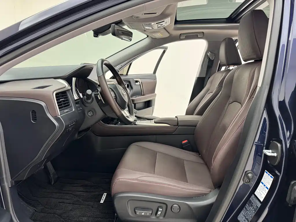 Lexus RX 2020 300 four-wheel drive elegant version National VI купить на сайте DeffCars