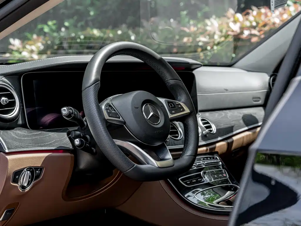 Mercedes-Benz E-Class 2016 E 300 L Sports Luxury купить на сайте DeffCars