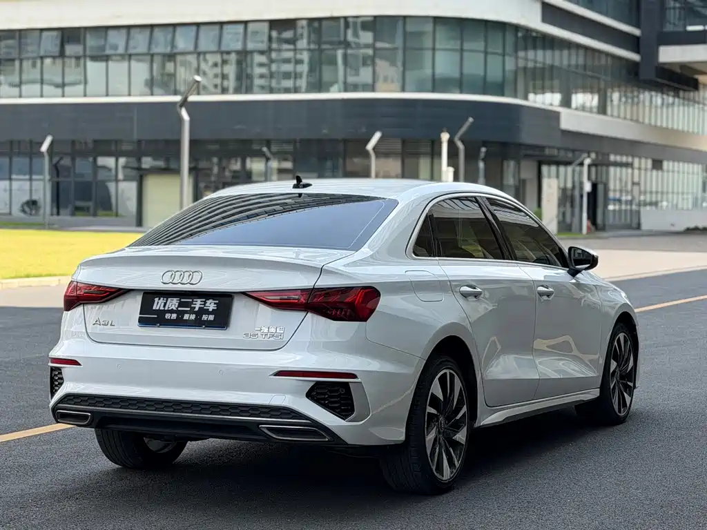 Audi A3 2023 A3L Limousine 35 TFSI Fashionable and Sporty купить на сайте DeffCars