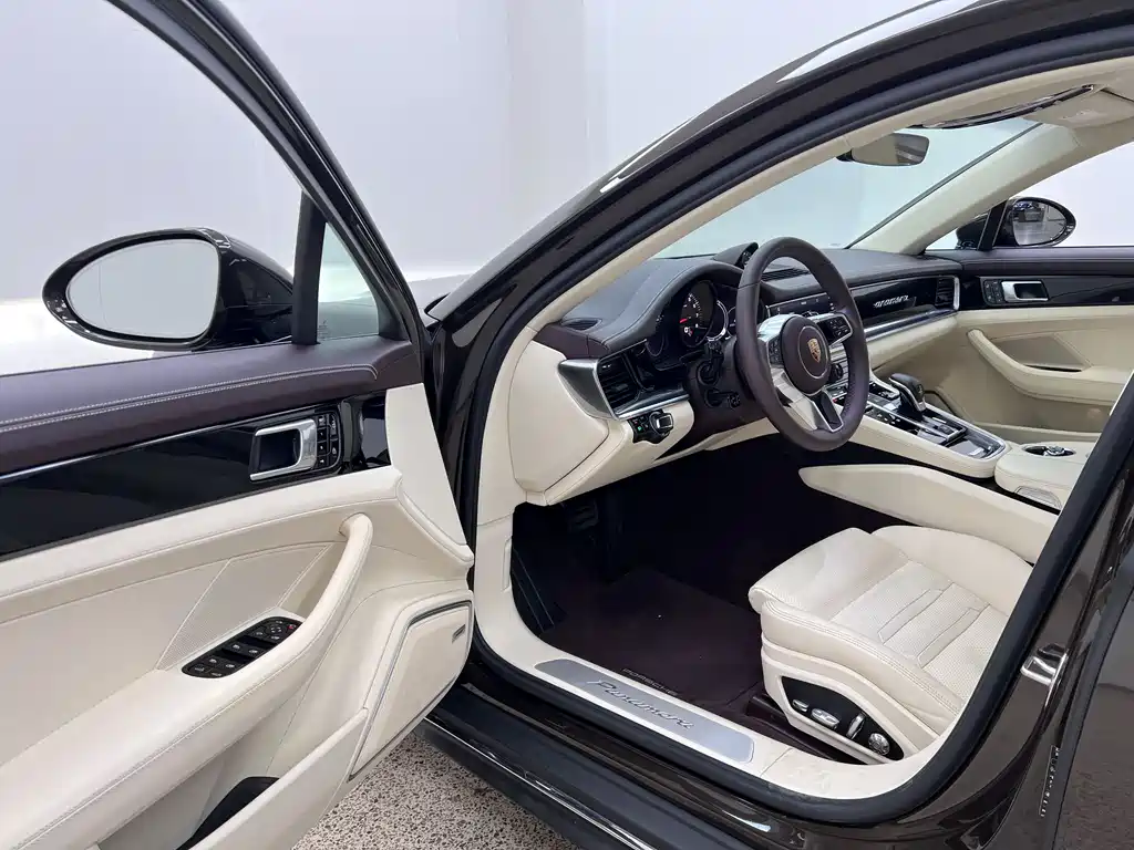 Panamera 2019 Panamera Executive Extended Edition 2.9T купить на сайте DeffCars