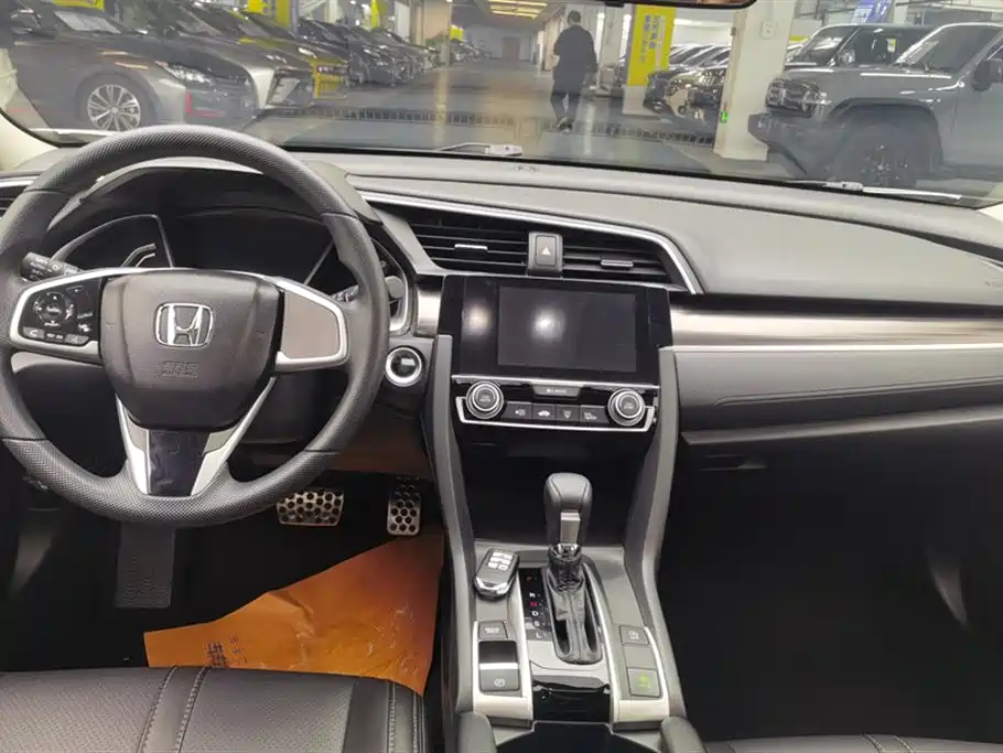 Civic 2019 220TURBO CVT combustion version National VI купить на сайте DeffCars