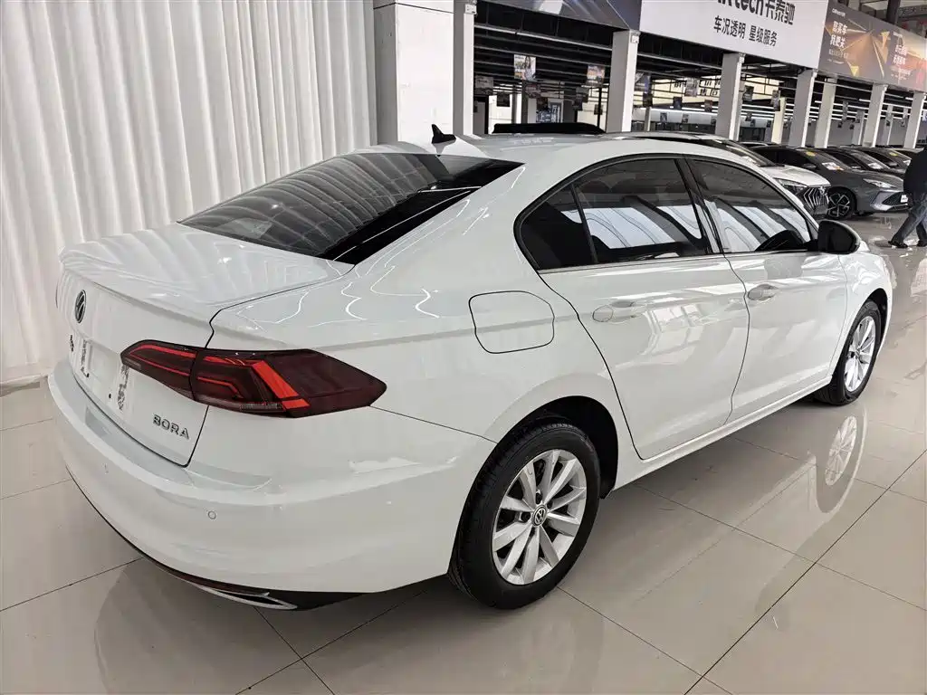 Bora 2021 1.5L automatic comfort intelligent connected version купить на сайте DeffCars