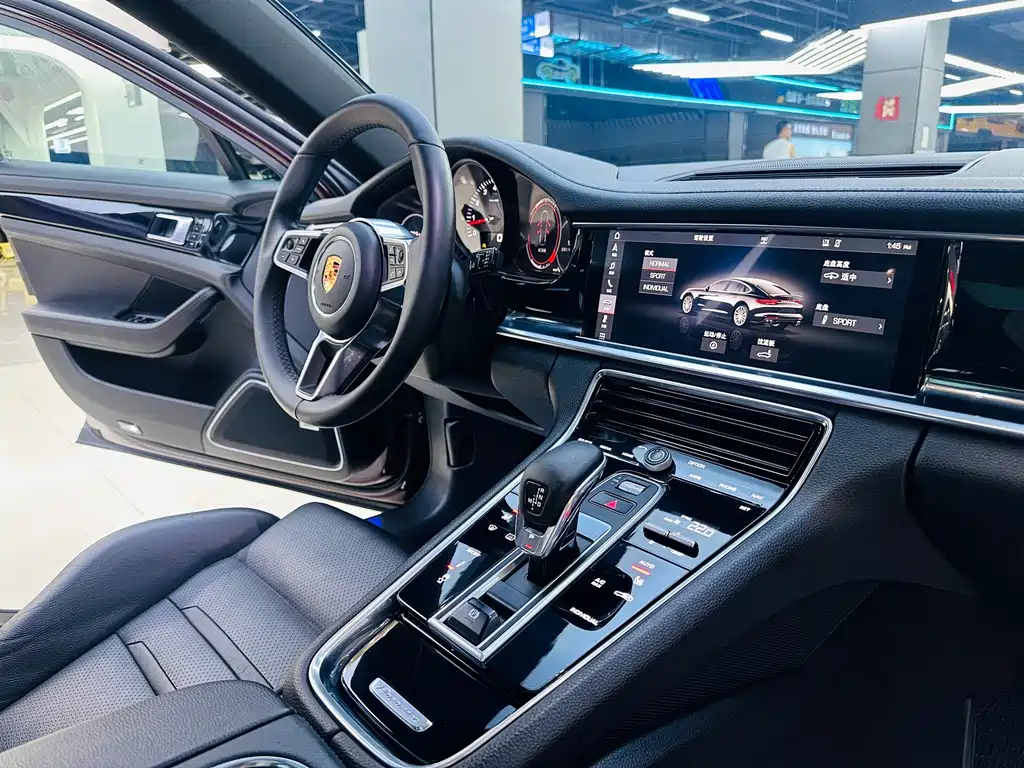 Panamera 2017 Panamera Executive Extended Edition 3.0T купить на сайте DeffCars