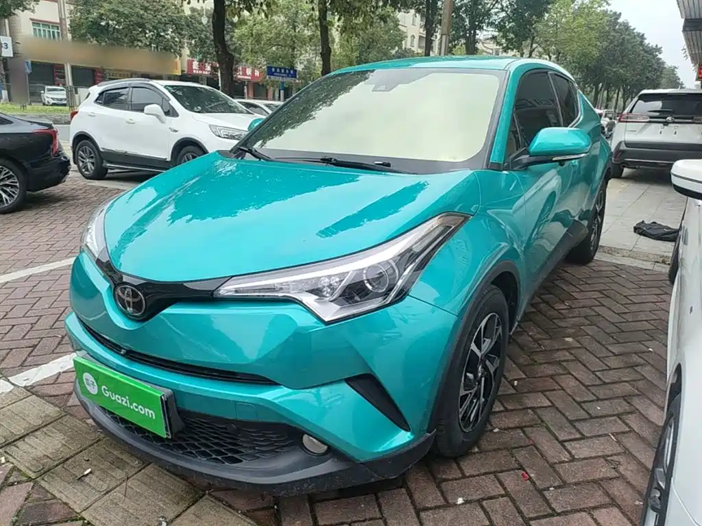 Toyota C-HR 2018 2.0L Leading Edition National VI купить на сайте DeffCars