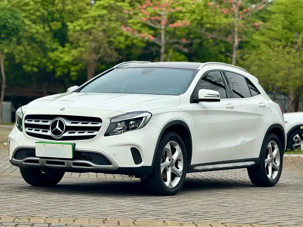 Mercedes-Benz GLA 2018 GLA 200 Dynamic купить на сайте DeffCars
