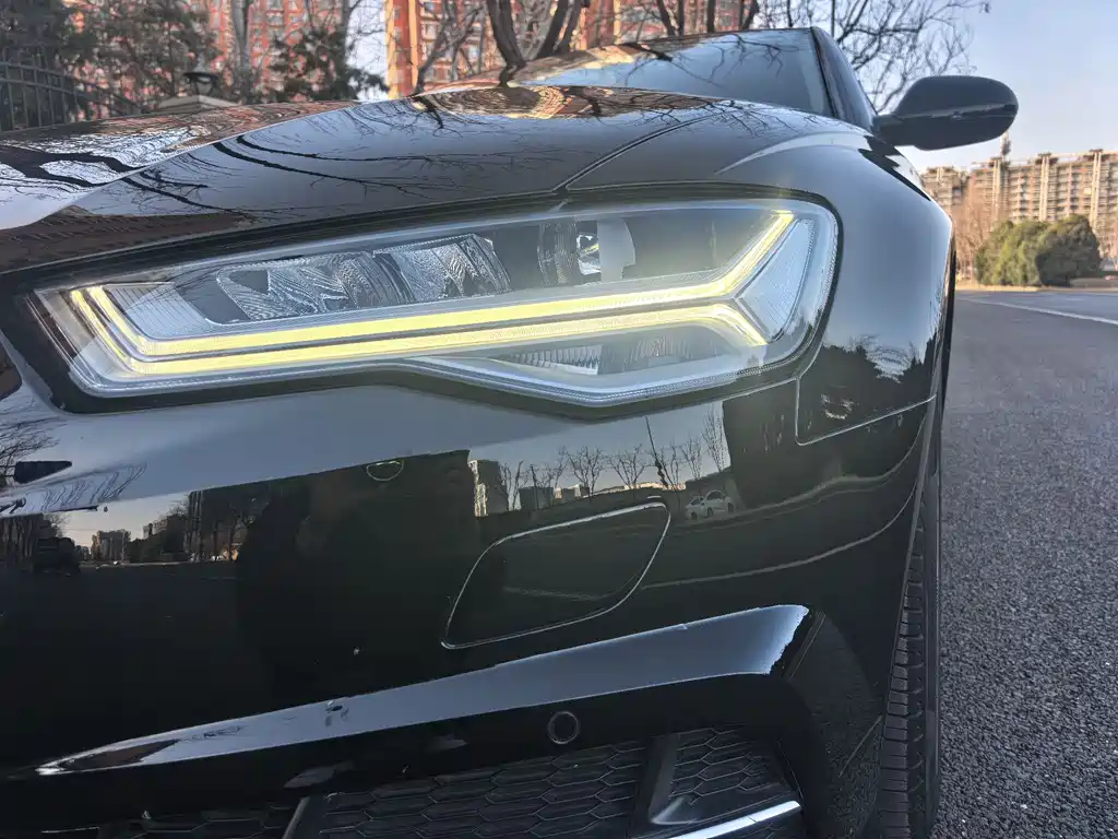 Audi A6L 2018 30th Anniversary Model 30 FSI Fashion Model купить на сайте DeffCars