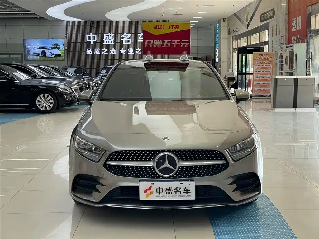Mercedes-Benz A-Class 2020 facelift A 180 L sports sedan special configurations купить на сайте DeffCars