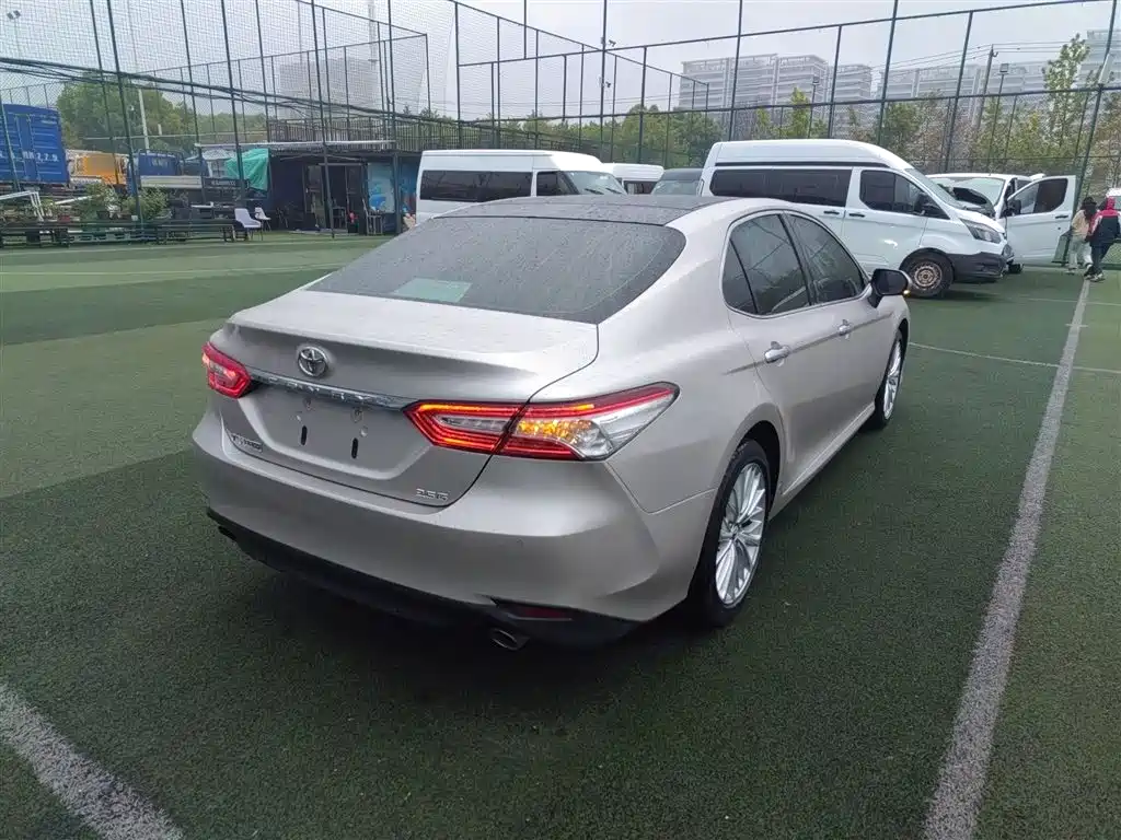 Camry 2019 2.5G Deluxe Edition National VI купить на сайте DeffCars