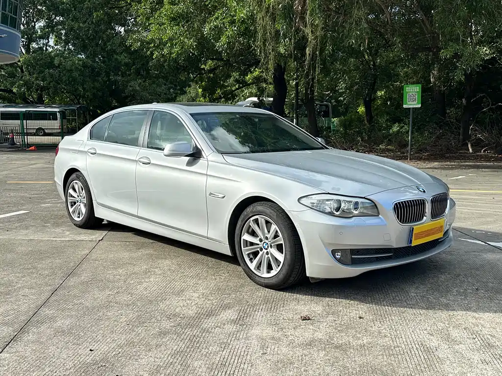 BMW 5 Series 2011 523Li Leading Model купить на сайте DeffCars