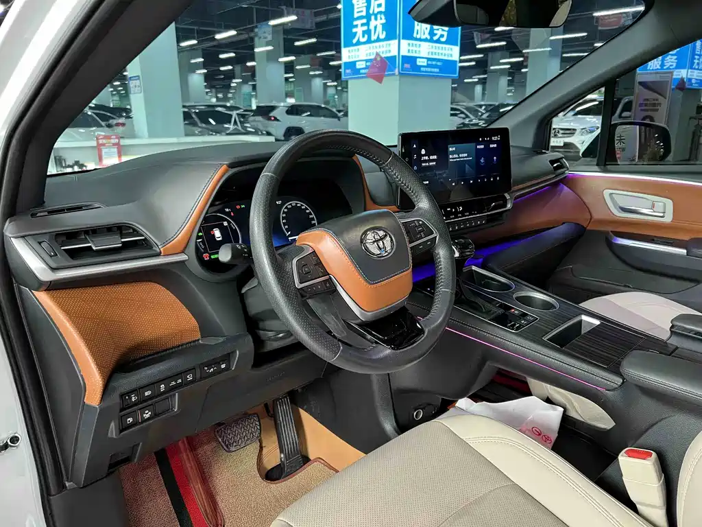 SIENNA 2023 2.5L Hybrid Extreme Edition купить на сайте DeffCars