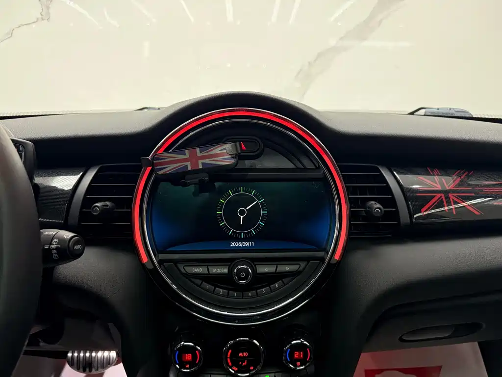 MINI 2019 2.0T COOPER S Racing Driver Five-Door Edition купить на сайте DeffCars