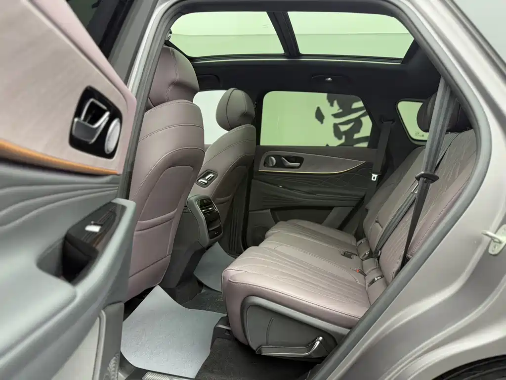 Tiggo 9 2025 2.0T automatic two-wheel drive exclusive version 5 seats купить на сайте DeffCars