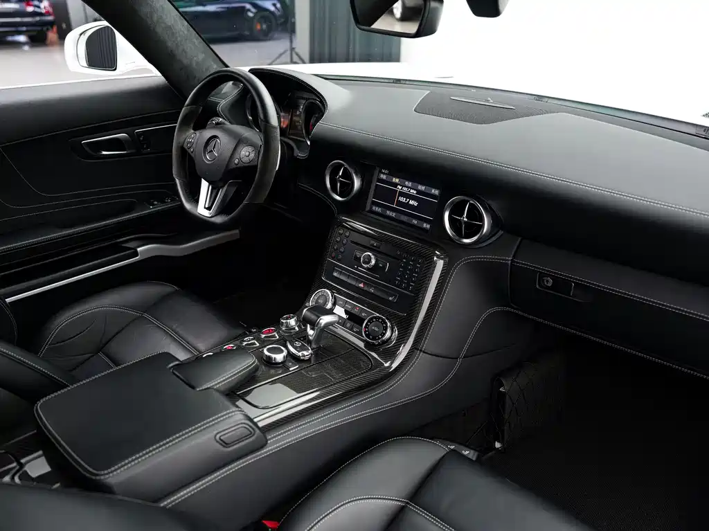 Mercedes SLS-Class AMG 2011 Model SLS купить на сайте DeffCars