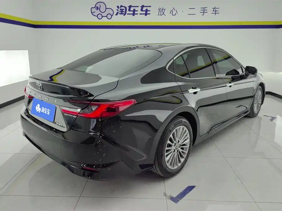 Camry 2024 Shuangqing 2.0HGVP Deluxe Edition купить на сайте DeffCars