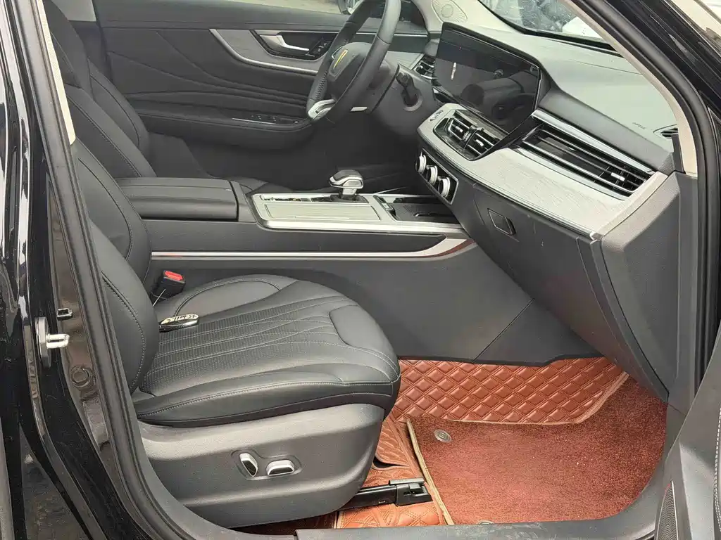 Red Flag Hongqi HS5 2025 2.0T two-wheel drive 600,000 units commemorative edition купить на сайте DeffCars
