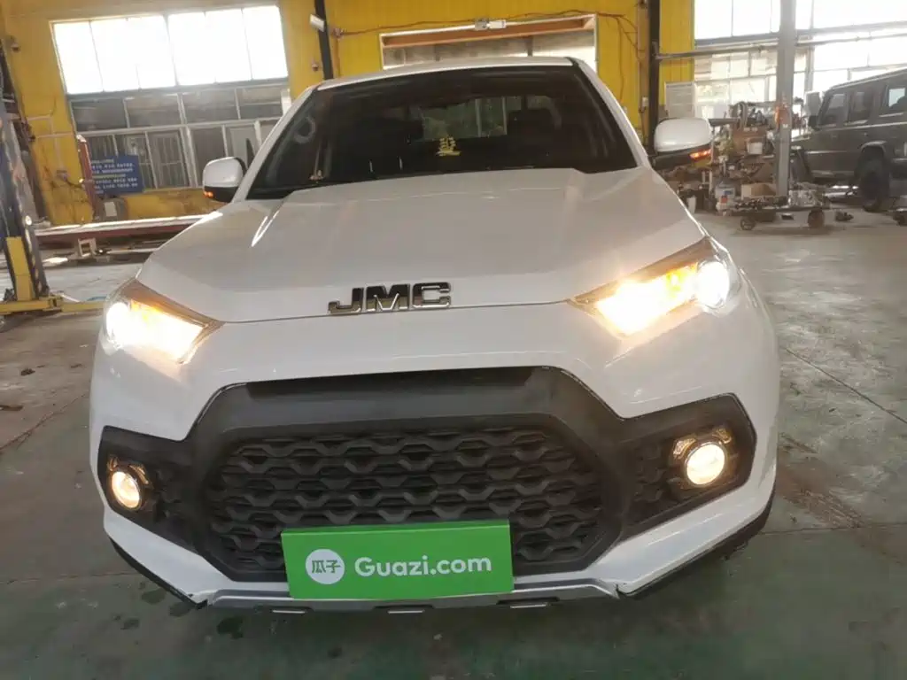 Yuhu 7 2020 2.0T diesel automatic two-wheel drive comfort version short-axis National VI JX4D20A6L купить на сайте DeffCars
