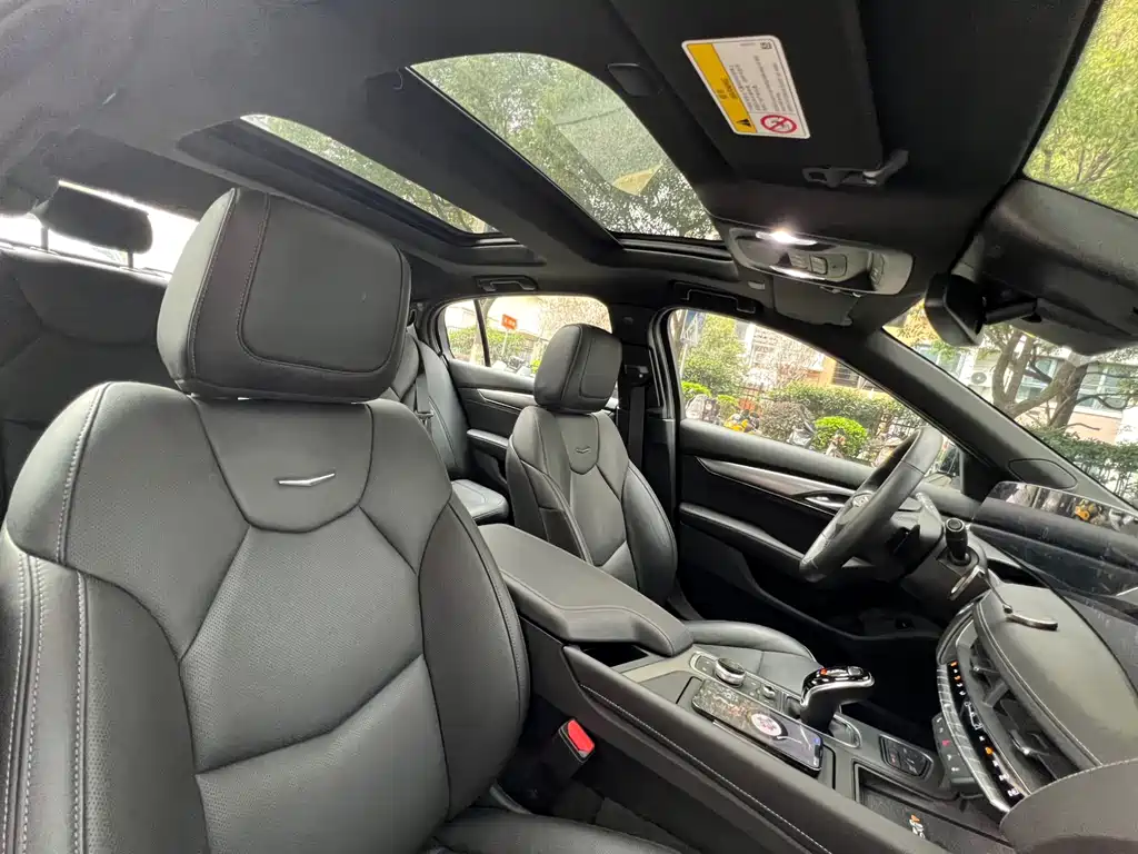 Cadillac CT5 2024 28T Luxury Pro купить на сайте DeffCars