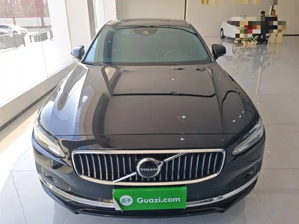 Volvo S90 2021 B5 Zhiyuan Luxury Edition купить на сайте DeffCars