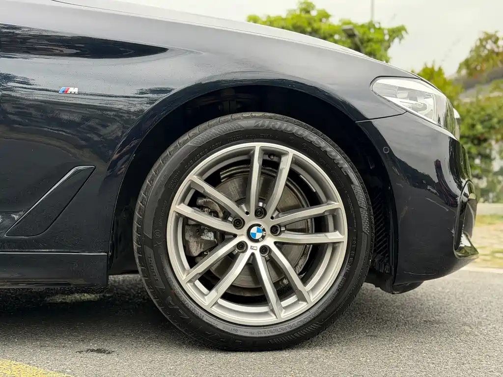 BMW 5 Series 2019 525Li M Sports Package купить на сайте DeffCars